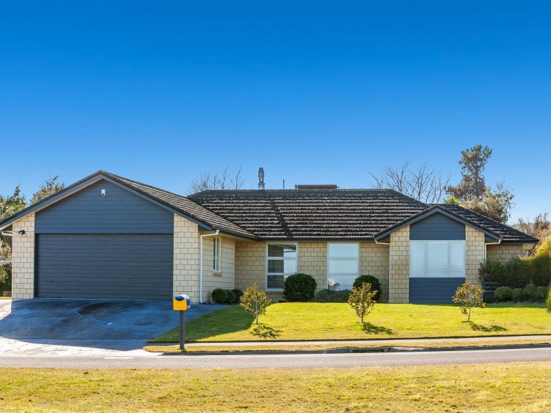 15 Bodes Lane, Taupo - Carousel 2