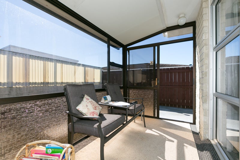 5B Webster Street, Westown, New Plymouth - Carousel 2