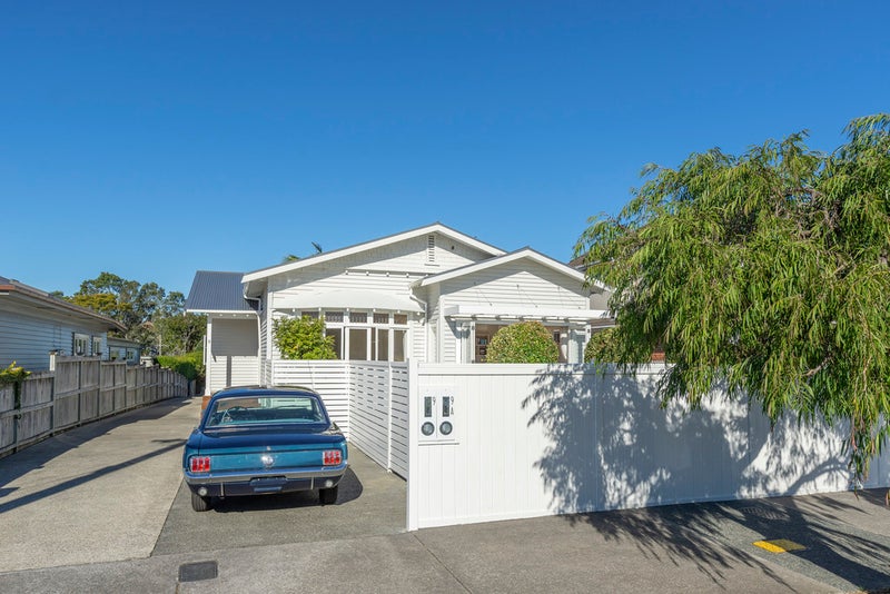 9 Faulder Avenue, Westmere, Auckland - Carousel 1