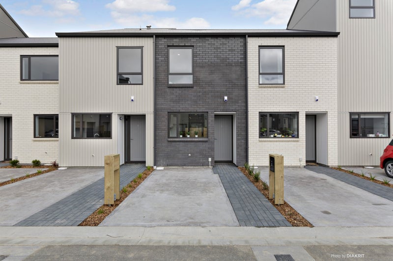 6/170 Fraser Avenue, Johnsonville, Wellington - Carousel 13