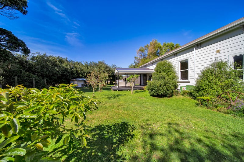 1507 South Road, Hawera - Carousel 27