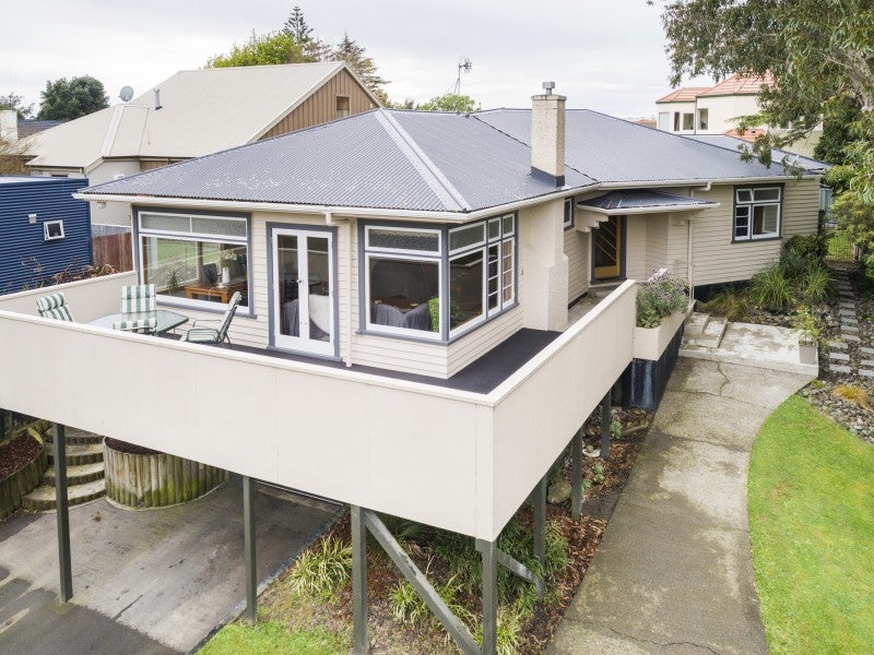 2 Karina Terrace, Roslyn, Palmerston North - Carousel 2