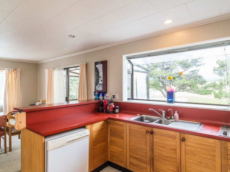 16 Atua Street, Waikanae Beach, Waikanae - Carousel 2