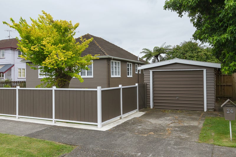 24 Dyer Street, Epuni, Lower Hutt - Carousel 13