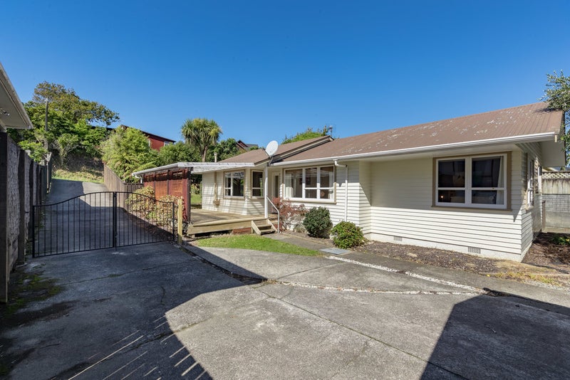 1/19 Park Road, Belmont, Lower Hutt - Carousel 2