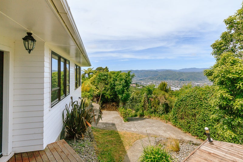 171 Normandale Road, Normandale, Lower Hutt - Carousel 2