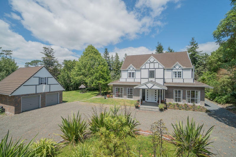 150 Nixon Road, Henderson - Carousel 1