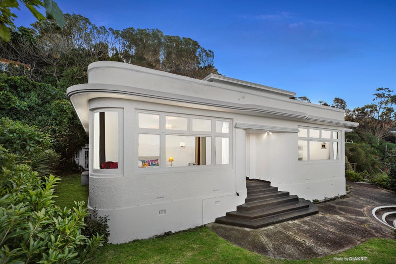 141 Barnard Street, Wadestown, Wellington - Carousel 1