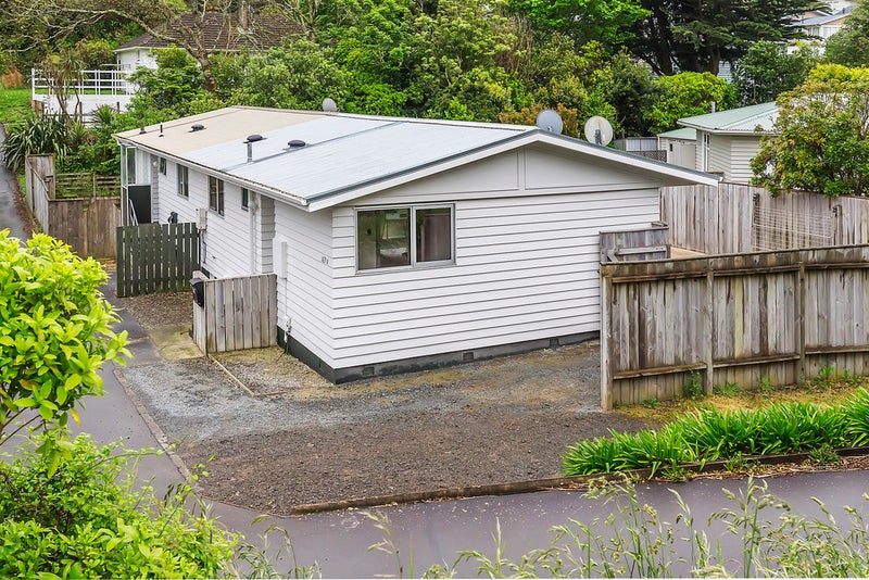 169A Newlands Road, Newlands, Wellington - Carousel 21