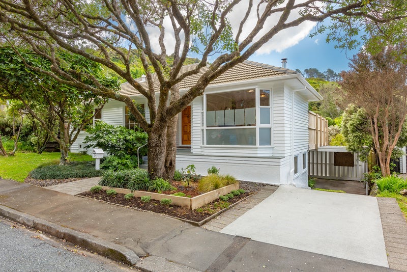 7 Waikare Street, Karori, Wellington - Carousel 20
