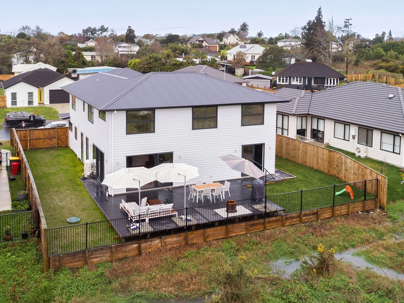 8 Te Roera Place, Riverhead, Riverhead - Carousel 2