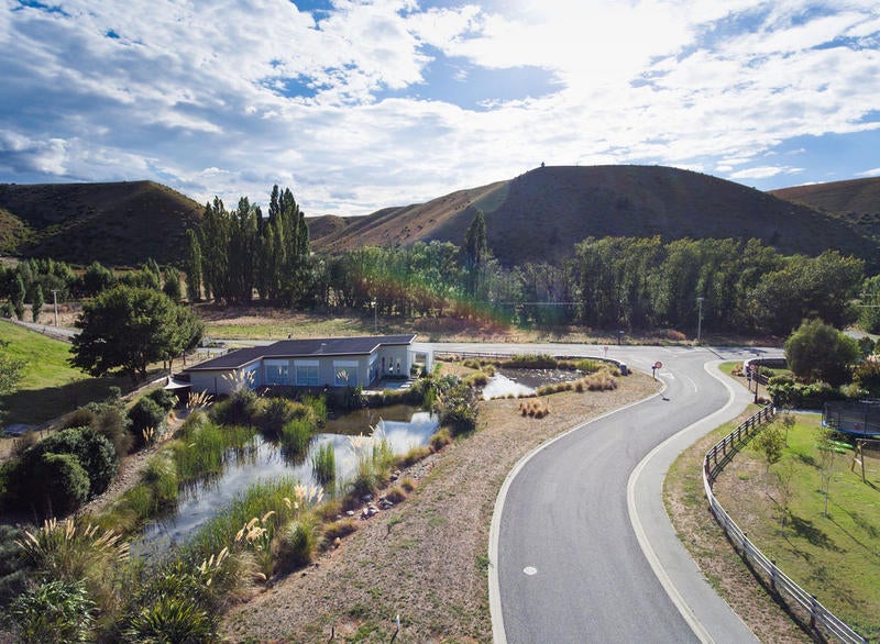 2 Lowburn Terrace, Lowburn - Carousel 17