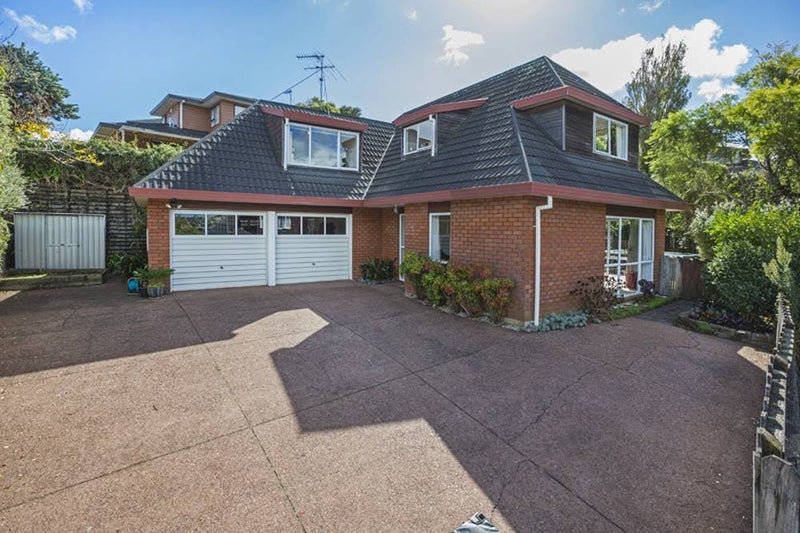 2/34 Britannia Place, Half Moon Bay, Auckland - Carousel 1