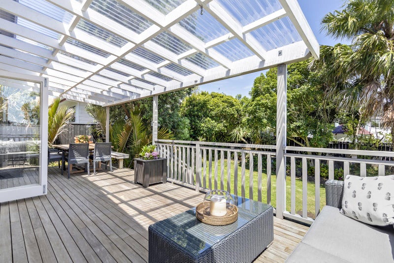 49 Kings Road, Three Kings, Auckland - Carousel 2