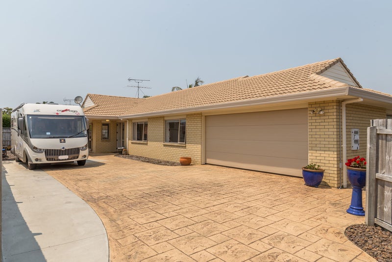 16 Motutapu Avenue, Manly, Whangaparaoa - Carousel 1