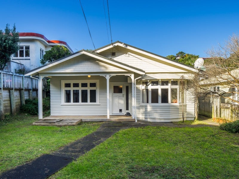 35 Moffitt Street, Vogeltown, Wellington - Carousel 1