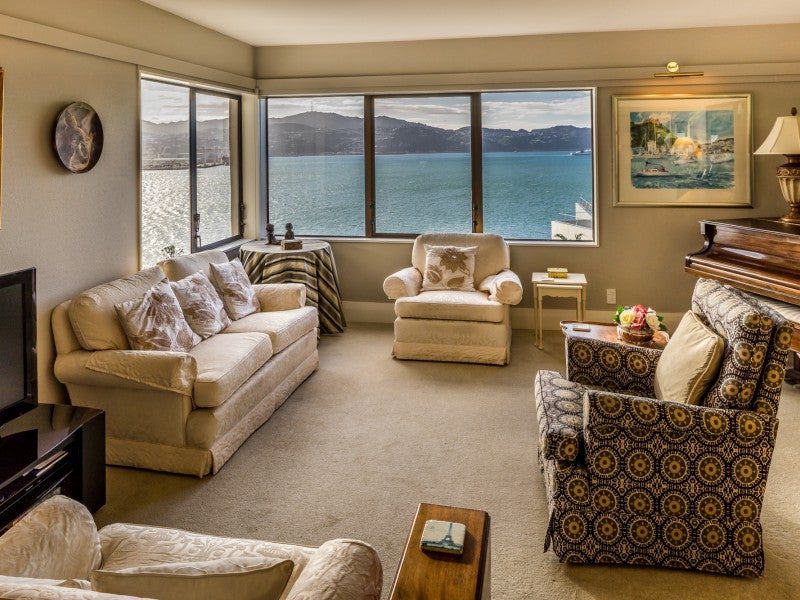 6/9 Wilkinson Street, Oriental Bay, Wellington - Carousel 1