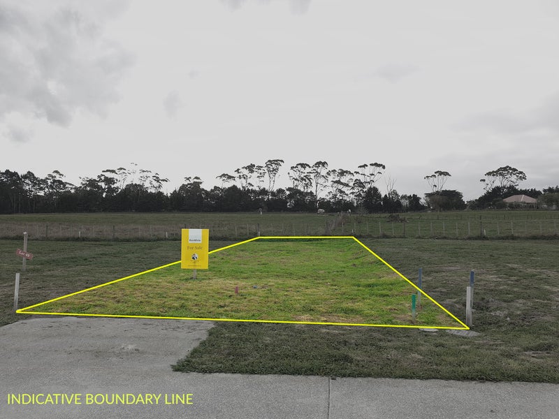 39 Matakohe Road, Westgate, Auckland - Carousel 4