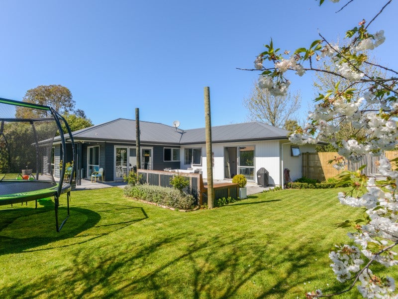 12 Rochfort Street, Otane - Carousel 1