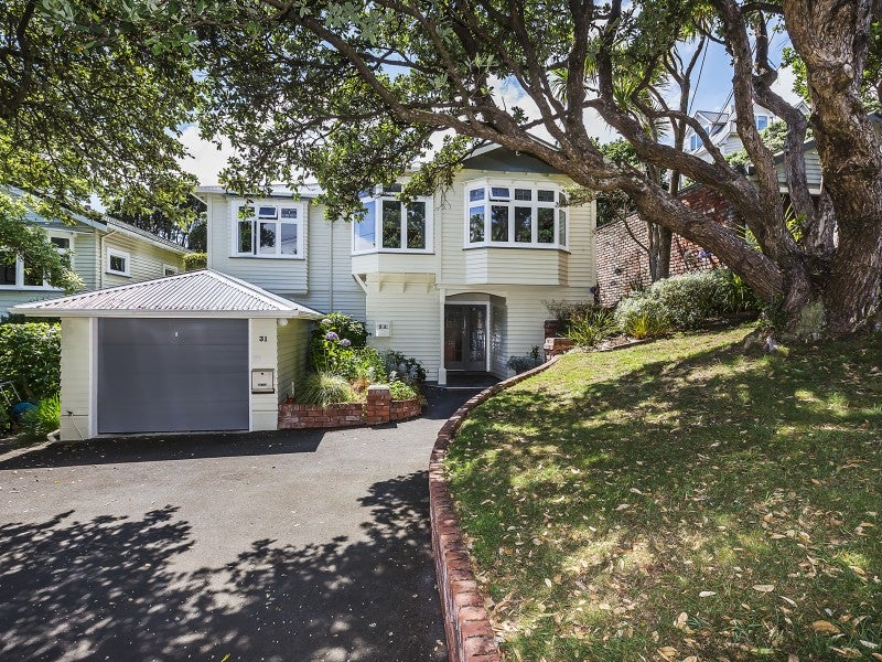 31 Ponsonby Road, Karori, Wellington - Carousel 1