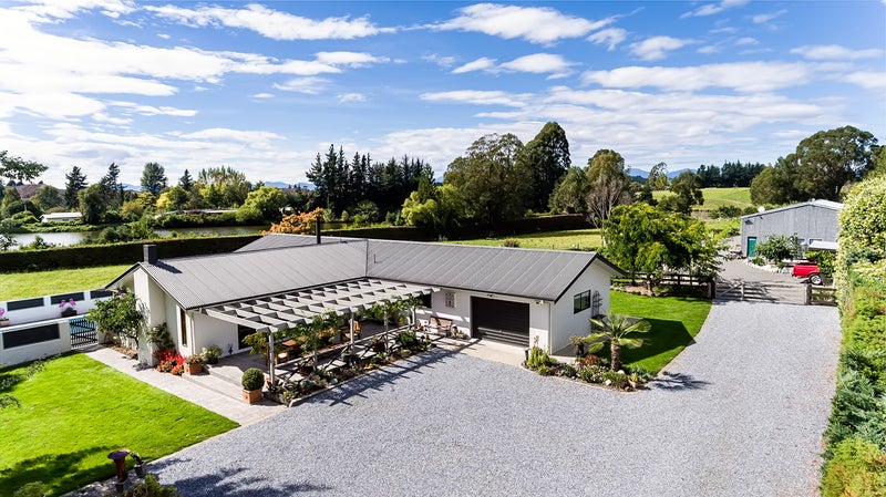 87 Neudorf Road, Upper Moutere - Carousel 2