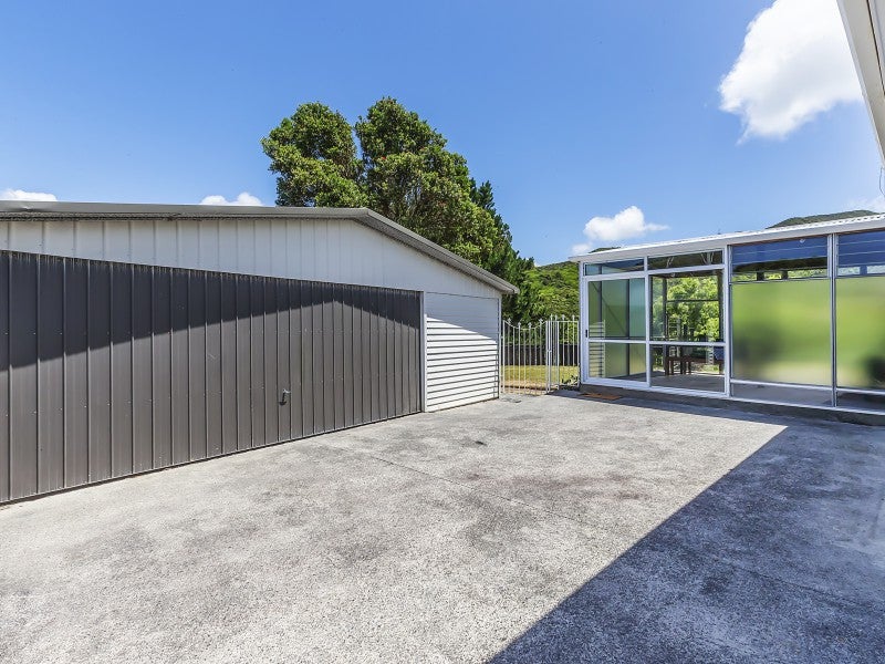 24 John Witton Drive, Crofton Downs, Wellington - Carousel 14