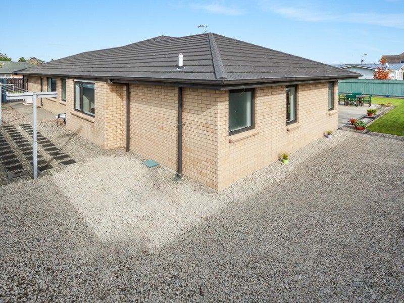 79A James Line, Kelvin Grove, Palmerston North - Carousel 20
