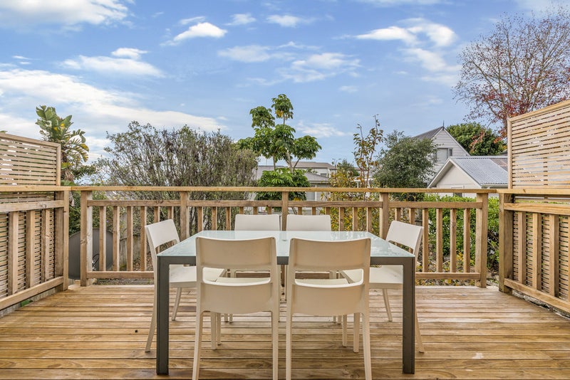 85A Western Springs Road, Morningside, Auckland - Carousel 1