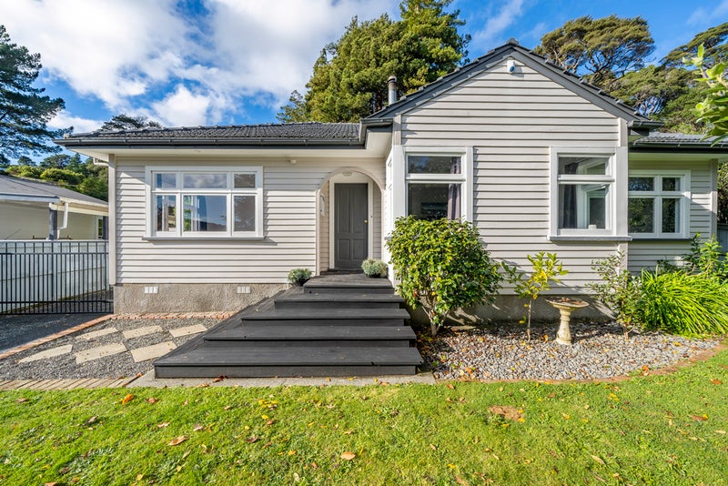 69 Cruickshank Road, Clouston Park, Upper Hutt - Carousel 2