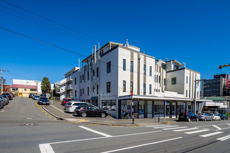 7/24 Elizabeth Street, Mount Victoria, Wellington - Carousel 11