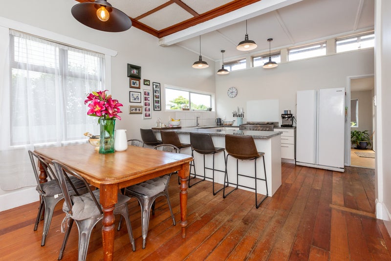 158 Vigor Brown Street, Napier South, Napier - Carousel 1