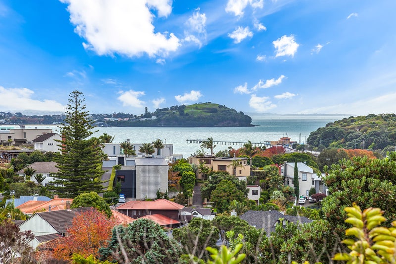 41 Tautari Street, Orakei, Auckland - Carousel 2