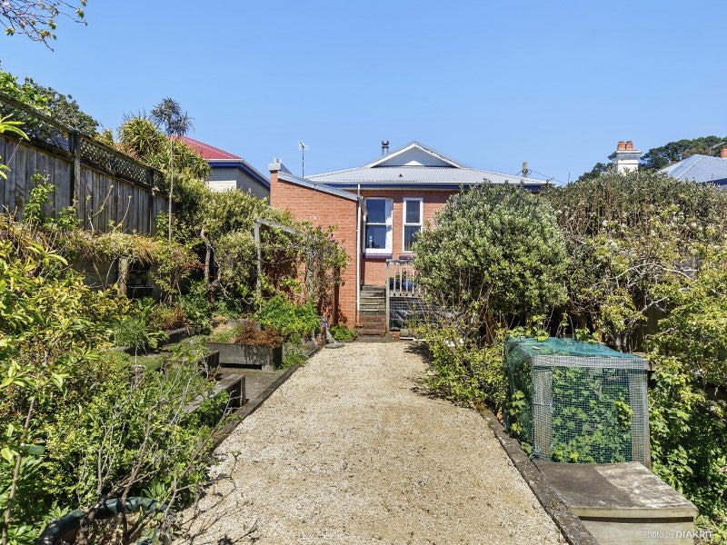 42 Hall Street, Newtown, Wellington - Carousel 2