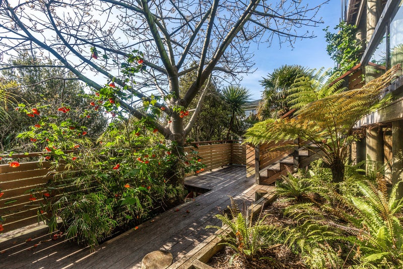 19 Burrell Road Extension, Oneroa, Waiheke Island - Carousel 26