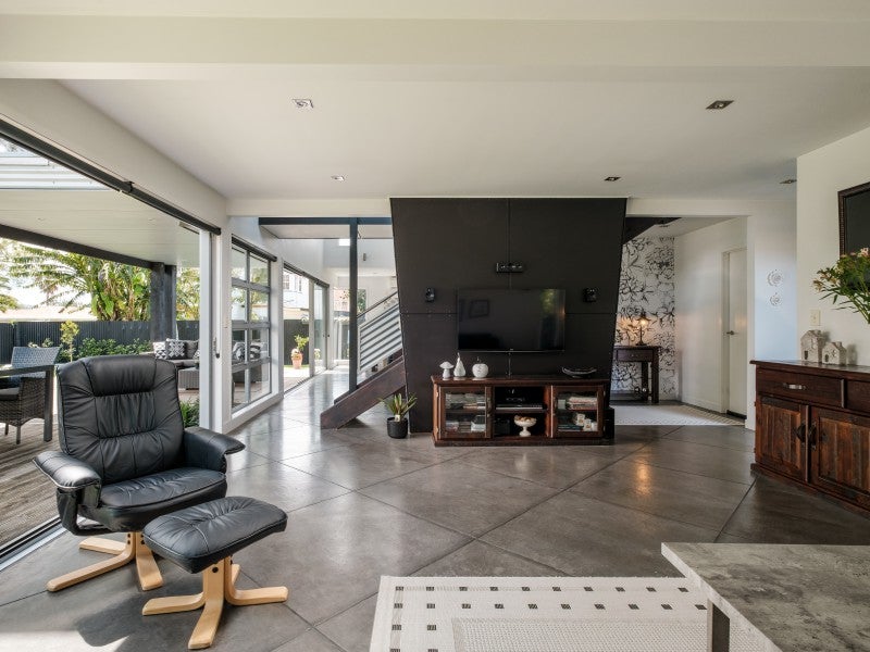 18 Rawiri Street, Kaiti, Gisborne - Carousel 1