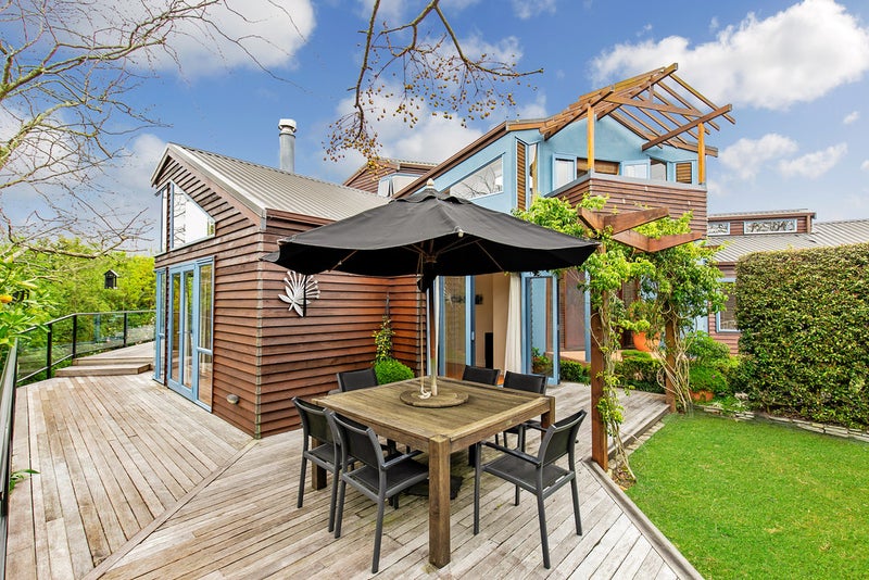 15 Ramoana Mews, Shelly Park, Auckland - Carousel 2