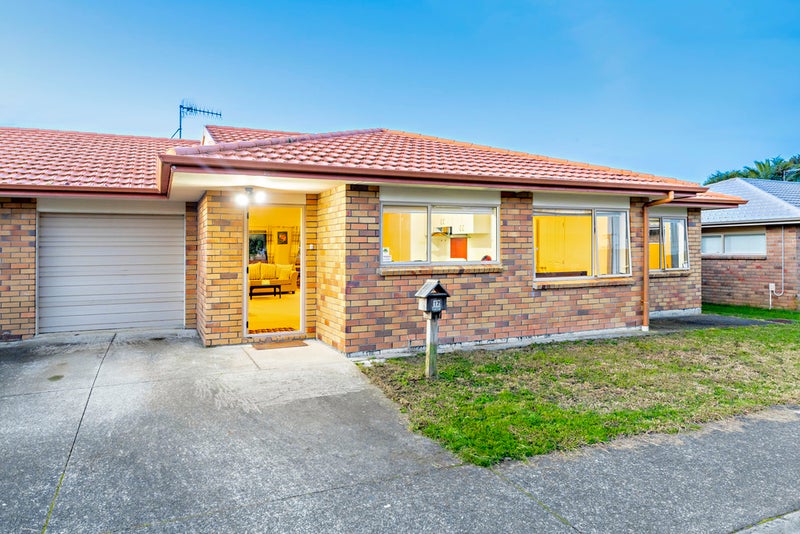 17 Carlas Way, Ranui, Auckland - Carousel 1
