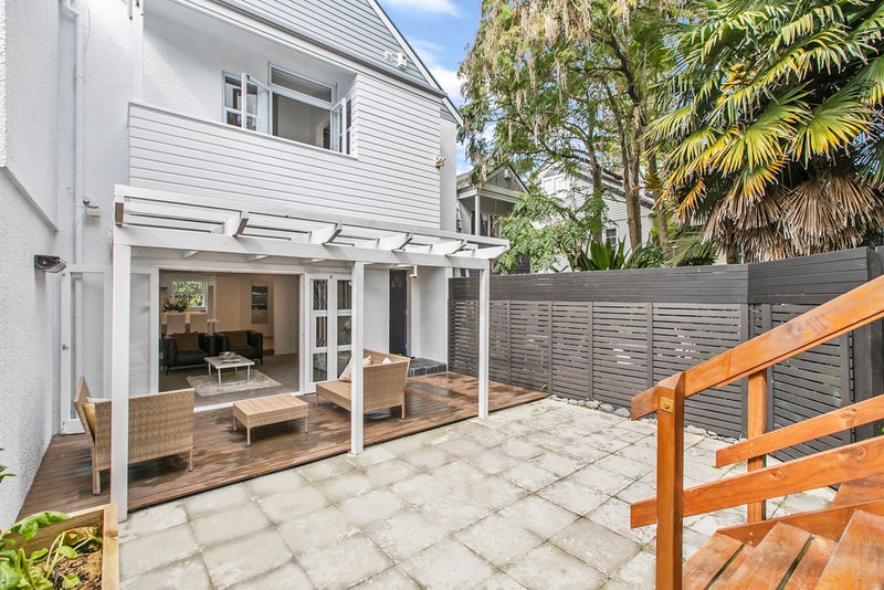 2/43 Paora Street, Orakei, Auckland - Carousel 1