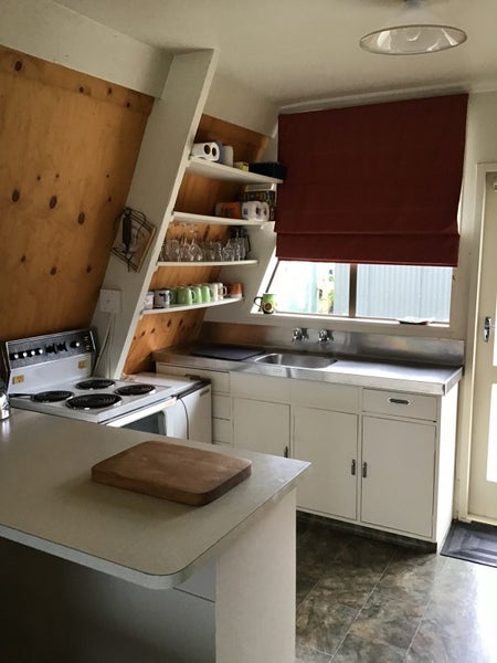 2 Johnston Crescent, Haast - Carousel 2