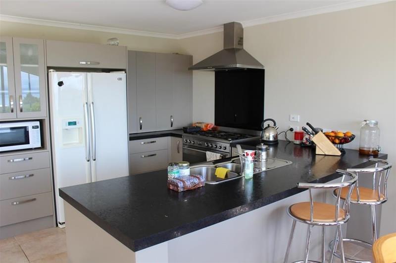 3 Bay Vista Drive, Pohara - Carousel 2