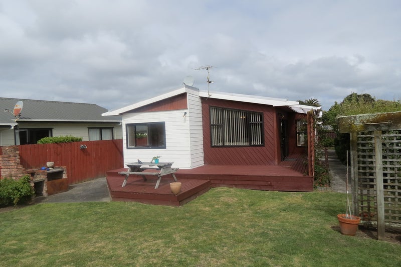 12B Whitehouse Road, Titahi Bay, Porirua - Carousel 1