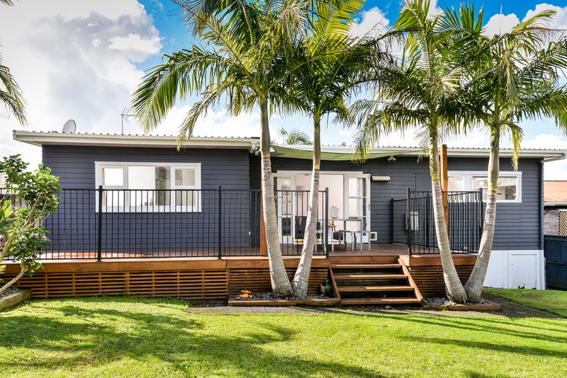 7 O'Donn Avenue, Beach Haven, Auckland - Carousel 1