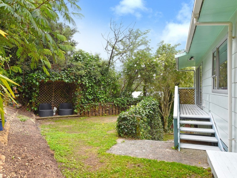 8 Mokopuna Grove, Stokes Valley, Lower Hutt - Carousel 2