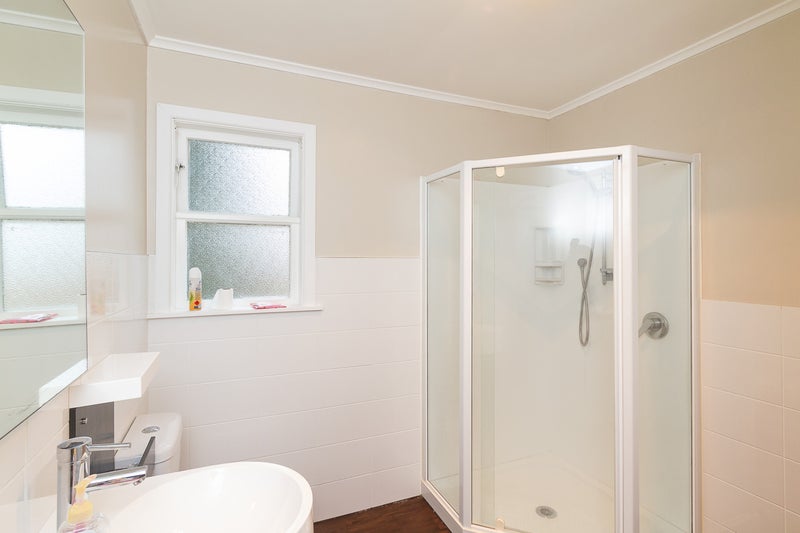 30 Routley Crescent, Elderslea, Upper Hutt - Carousel 25