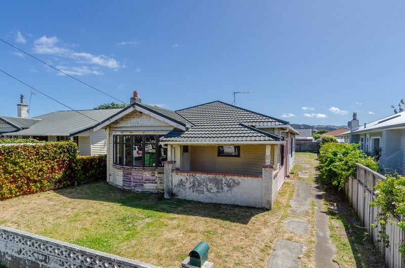 63 Kauri Street, Miramar, Wellington - Carousel 1
