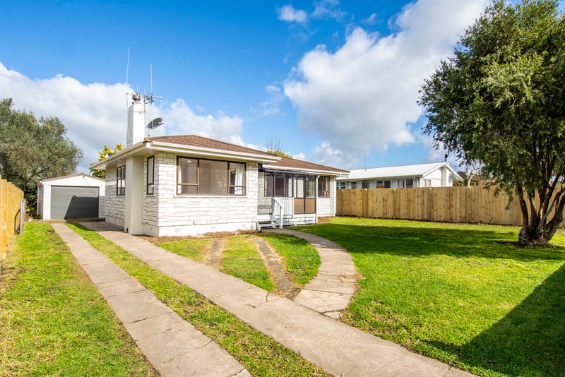 34 Henderson Crescent, Parkvale, Tauranga - Carousel 1