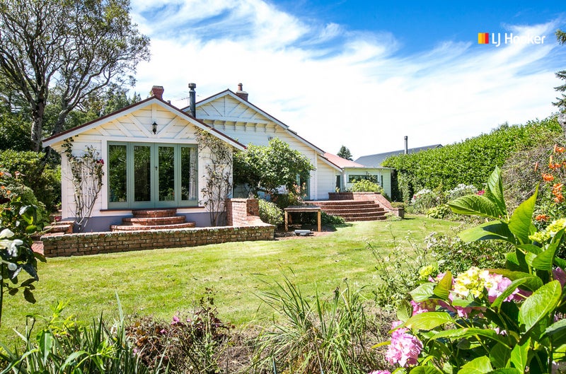 5 Three Mile Hill Road, Halfway Bush, Dunedin - Carousel 1