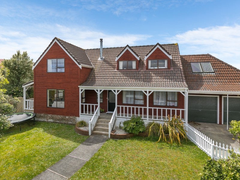 9 Tedder Way, Karori, Wellington - Carousel 1
