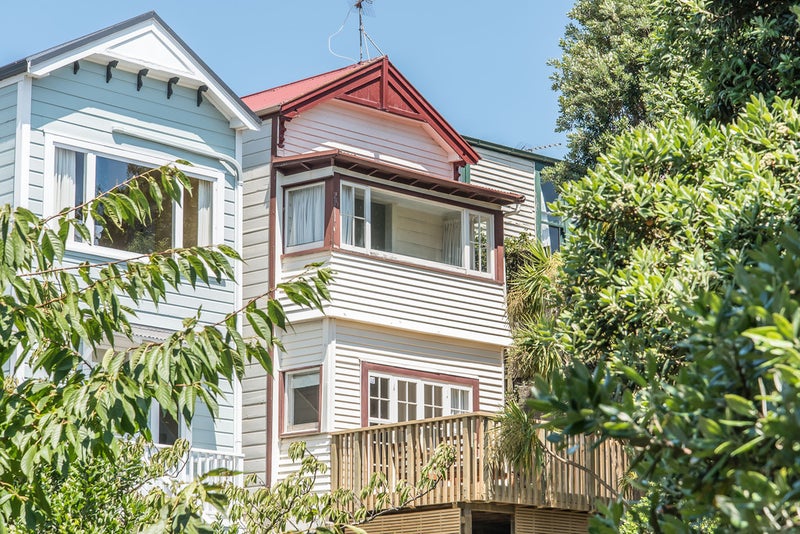 21 Lawrence Street, Newtown, Wellington - Carousel 1