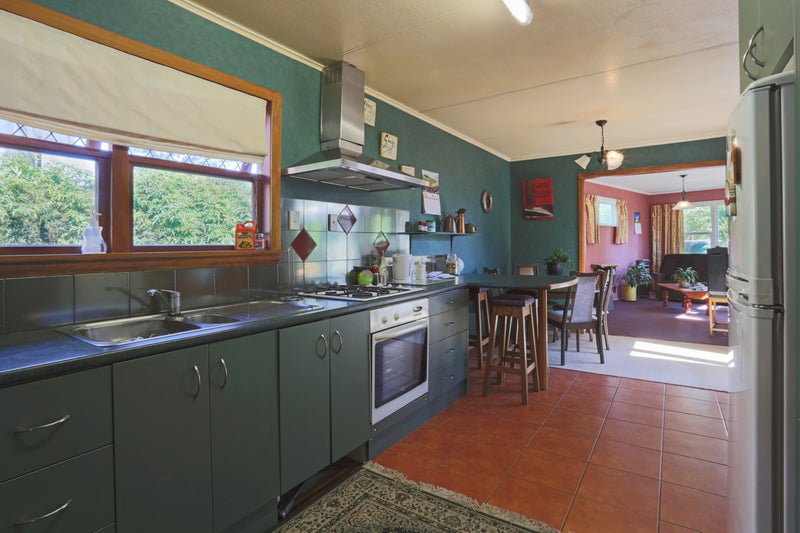 14 Leslie Avenue, Cloverlea, Palmerston North - Carousel 2